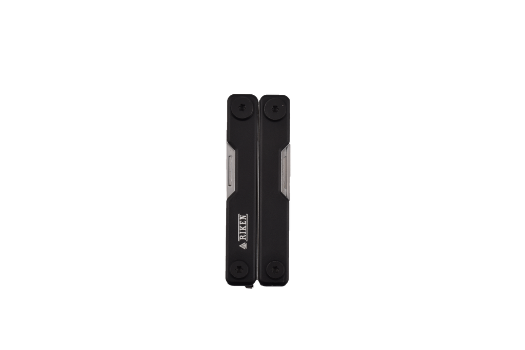 Riken Mate multitool açık konumda — makas ve bıçak